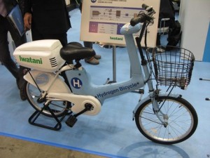 Una bicicletta ad idrogeno nel traffico? Perché no