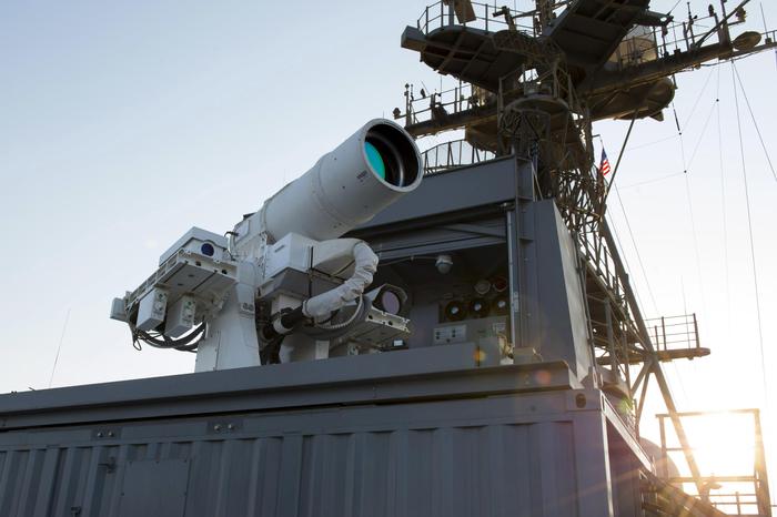 Un raggio laser come difesa contro i pirati del mare